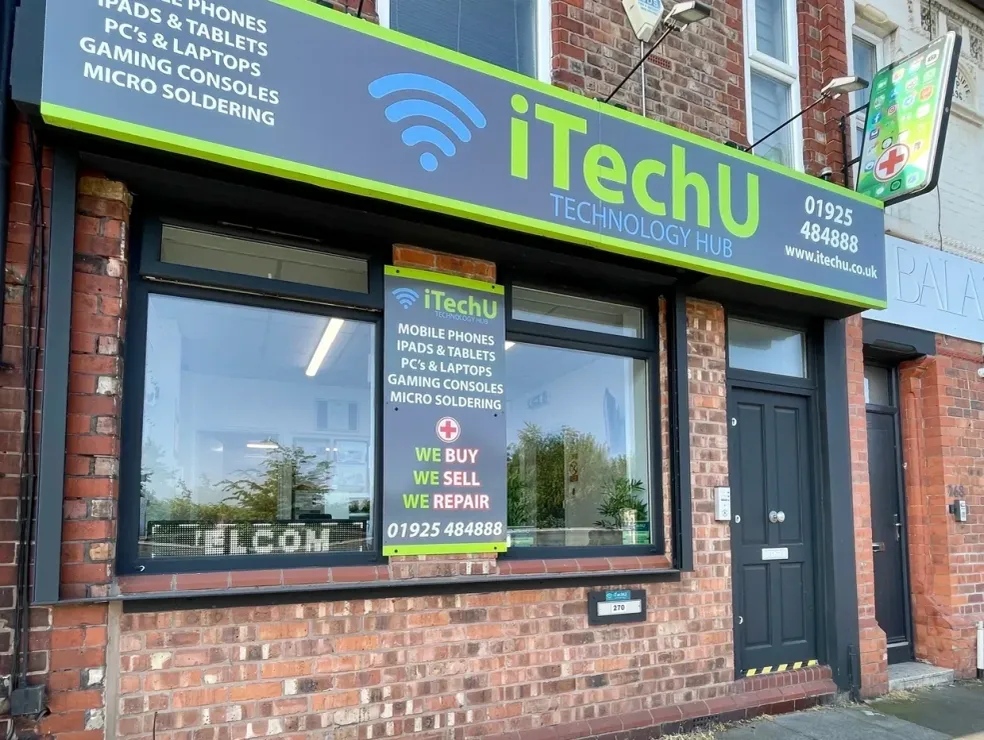 iTechU shopfront at 270 Knutsford Road, Warrington